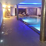 Πανσιόν Fab View (adults Only) Ντίνγκλε