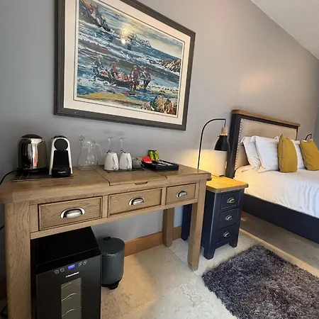 Fab View (adults Only) Pensjonat Dingle